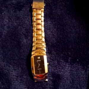 Womens steel guess watch